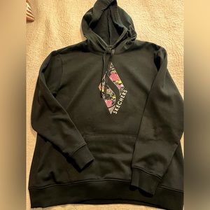 Women’s Skechers hoodie